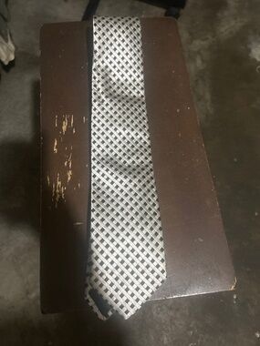 Andrew’s Ties Silver/Black checkered
